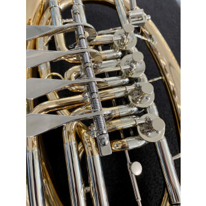 BG Brass Deluxe Bariton Goldmessing (4 Ventile)